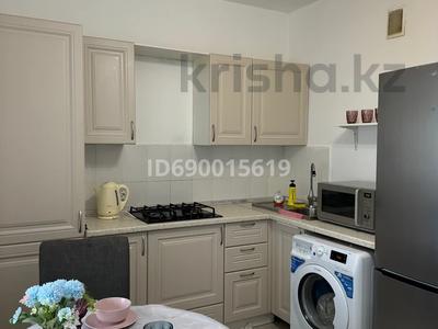 1-комнатная квартира · 45 м² · 4/5 этаж, мкр Нурсая, ул Шырайлы 1/9 за 2 000 〒 в Атырау