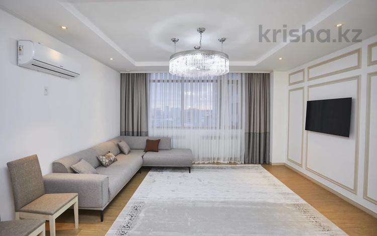 4-комнатная квартира, 123 м², 15/20 этаж, Кабанбай батыра 43В