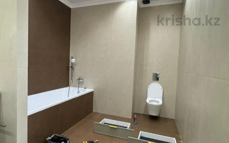 3-комнатная квартира · 150 м² · 13/18 этаж, Достык за 109 млн ₸ в Алматы, Медеуский р-н — фото 35