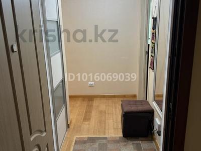 2-комнатная квартира · 65 м² · 9/15 этаж, Кабанбай батыра 48 за 300 000 ₸ в Астане, Есильский р-н