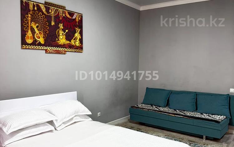 1-бөлмелі пәтер · 40 м², Санжара Асфендиярова 6, бағасы: 10 000 ₸ в Астане, Нура р-н — фото 2