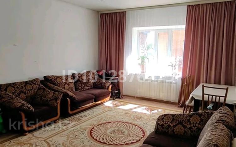 Отдельный дом · 3 комнаты · 120 м² · 16 сот., Асылбекова 4/1 — Бухар - Жырауский район село Доскей за 42 млн ₸ в Караганде, Алихана Бокейханова р-н — фото 2