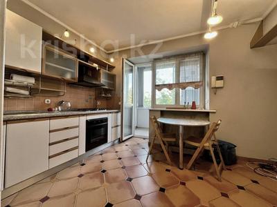 2-комнатная квартира · 92.7 м² · 4/5 этаж, Кабанбай Батыра за 78 млн ₸ в Алматы, Алмалинский р-н