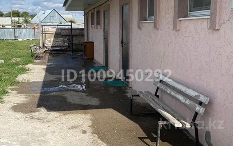 Отдельный дом · 4 комнаты · 110 м² · 7.5 сот., Железнодорожная 5/1 — 8 марта за 18 млн ₸ в Аксае — фото 4
