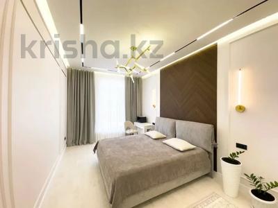 4-комнатная квартира · 130 м² · 5/12 этаж, Сейфуллина — Макатаева за 750 000 ₸ в Алматы, Алмалинский р-н