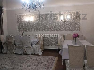 Дом · 4 комнаты · 200 м², Уалиханова 1д/13 за 10 000 ₸ в Кокшетау