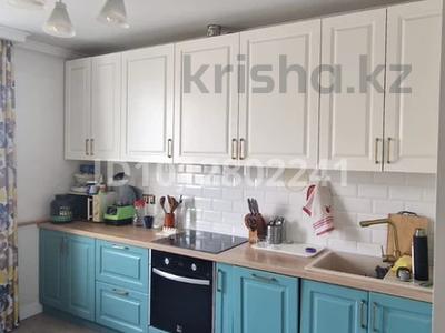 2-комнатная квартира · 60 м² · 11/12 этаж, мкр Акбулак, Байтерекова 49а — Алматы Арена за 39.9 млн ₸ в Алатауский р-н