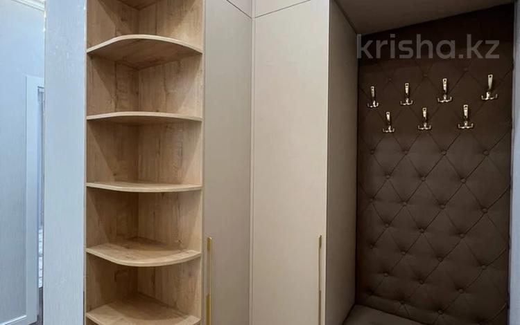 2-комнатная квартира · 71 м² · 9/10 этаж, 18А мкр 5 за 35 млн ₸ в Актау — фото 2