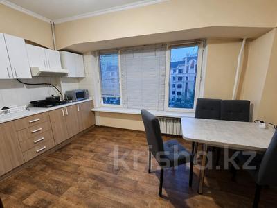 3-комнатная квартира · 90 м² · 6/8 этаж, Достык — Шевченко за 80 млн ₸ в Алматы, Медеуский р-н