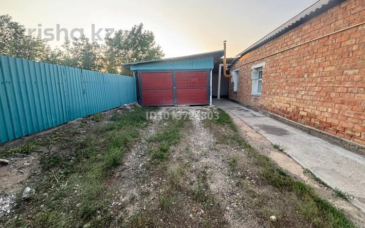 Отдельный дом · 4 комнаты · 60 м² · 17 сот., Манапова 49 за 15 млн ₸ в Зайсане — фото 2