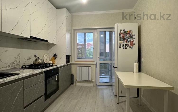 1-комнатная квартира, 35.6 м², 4/6 этаж, Каирбекова за 18.5 млн 〒 в Костанае — фото 2