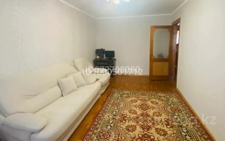 3-комнатная квартира · 63.2 м² · 3/5 этаж, Абая 72 за 16 млн ₸ в Сатпаев — фото 2