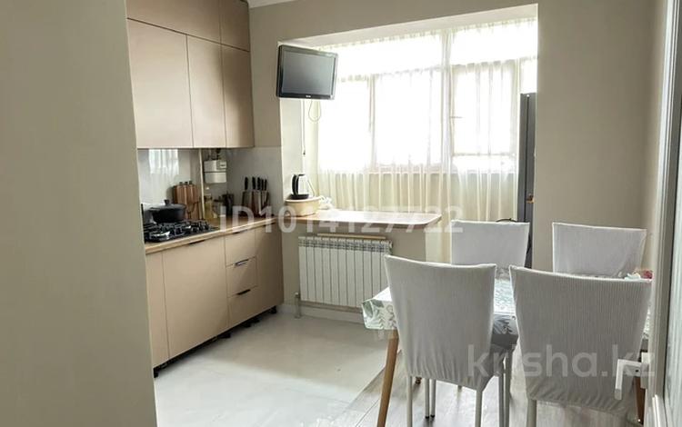 2-комнатная квартира · 65 м² · 1/5 этаж, мкр Саялы за 300 000 ₸ в Алматы, Алатауский р-н — фото 2