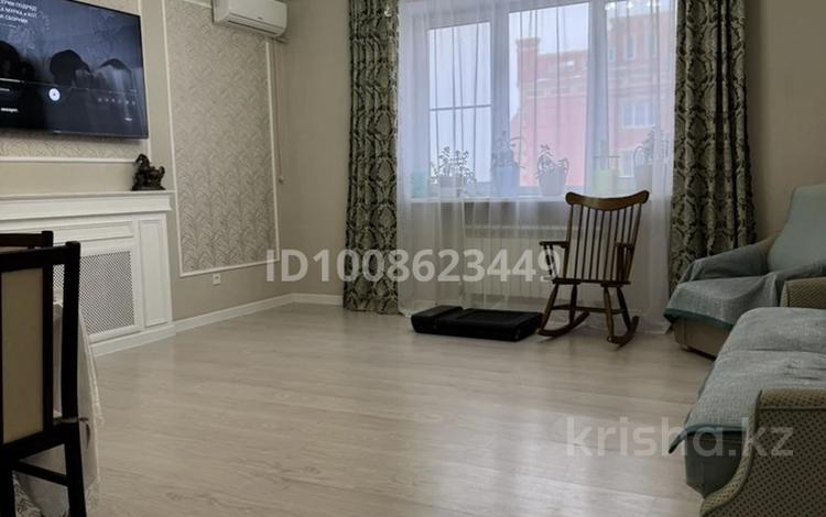3-комнатная квартира · 108 м² · 9/10 этаж, мкр. Алтын орда, Алия Молдагулова 60/1 за 42 млн ₸ в Актобе — фото 2