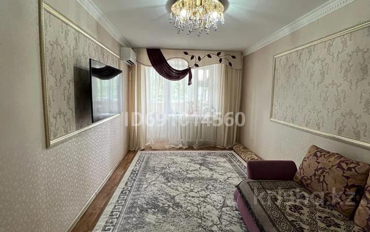 3-комнатная квартира, 63 м², 2/5 этаж, поповича 3 за 18.7 млн 〒 в Уральске — фото 2