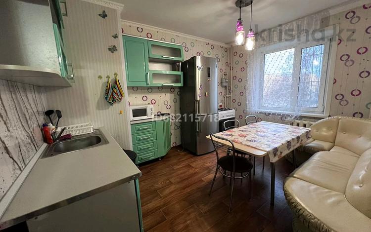 3-бөлмелі пәтер · 65 м² · 3/9 қабат, Карбышева 47, бағасы: 200 000 〒 в Костанае — фото 8