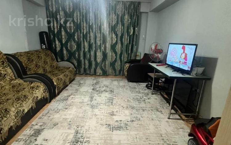 3-комнатная квартира · 93.4 м² · 5/9 этаж, Аль-Фараби 36 — Эту квартиру можно купить в ипотеку по ставке от 5,5% за 29 млн 〒 в Усть-Каменогорске — фото 2