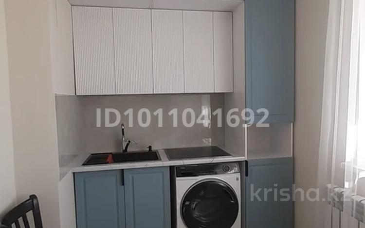 2-бөлмелі пәтер · 40 м², 9-й мкр 25, бағасы: 21 млн ₸ в Талдыкоргане, 9-й микрорайон — фото 2