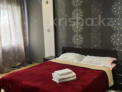 3-комнатная квартира · 70 м² · 3/5 этаж, проспект Жамбыла — Угол Жубанышева за 300 000 ₸ в Таразе