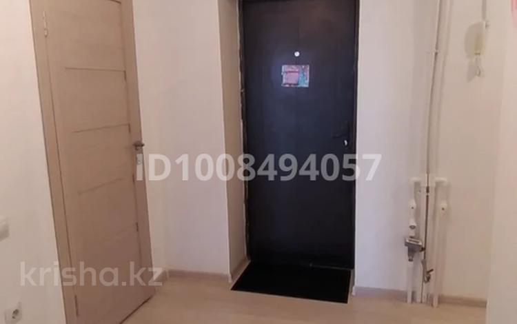 1-комнатная квартира · 40 м² · 7/9 этаж, мкр Нурсая, Таумыш Жумагалиев 117 за 140 000 ₸ в Атырау — фото 2