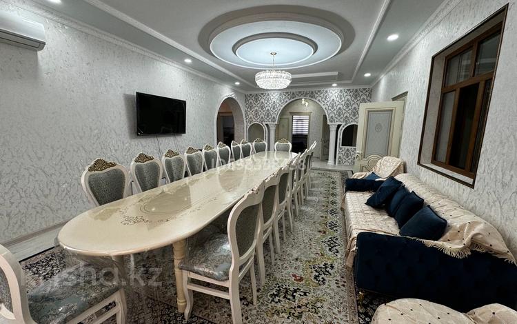 Отдельный дом · 7 комнат · 350 м² · 10 сот., Нуротау 23 — Центр города за 500 000 ₸ в Туркестане — фото 6