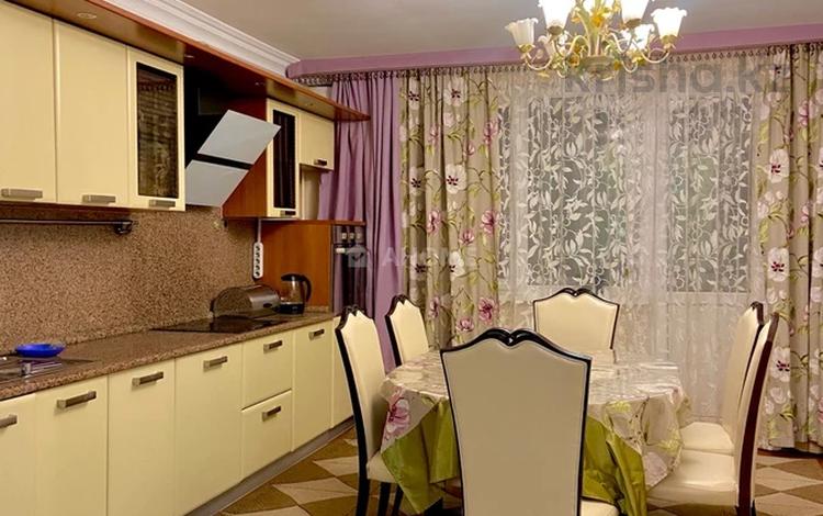 5-бөлмелі пәтер · 120 м² · 7/12 қабат, Самал-2 мкр 88 — Мендикулова Бектурова, бағасы: 50 000 ₸ в Алматы, Медеуский р-н — фото 26