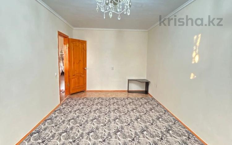 1-комнатная квартира · 34.9 м² · 7/9 этаж, 4 микрорайон за 12.1 млн ₸ в Уральске — фото 2