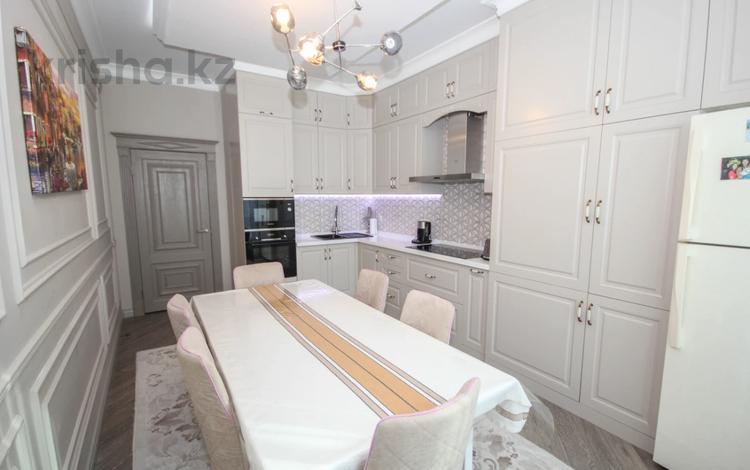 3-комнатная квартира · 70 м² · 2/5 этаж, достык 55 за 72 млн ₸ в Алматы, Медеуский р-н — фото 2