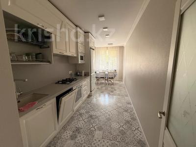 4-бөлмелі пәтер · 132 м² · 2/6 қабат, Есенберлина 155, бағасы: 105 млн ₸ в Алматы, Медеуский р-н