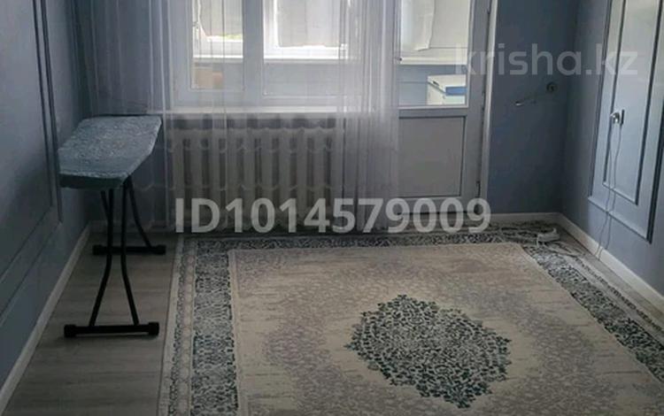3-комнатная квартира · 65 м² · 1/5 этаж, 5мкр 9 за 300 000 ₸ в Жанатасе — фото 2