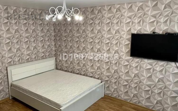 2-комнатная квартира · 50 м² · 1/5 этаж, 10 микрорайон — Музей за 160 000 〒 в Аксае — фото 2