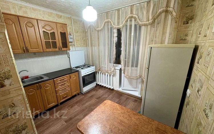 1-комнатная квартира · 35 м² · 2/5 этаж, Назарбаева за 120 000 〒 в Петропавловске — фото 2