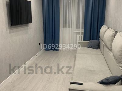 2-комнатная квартира, 43 м², 3/5 этаж посуточно, Шешембекова 9 за 10 000 〒 в Экибастузе