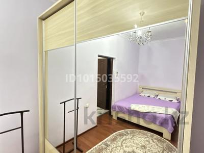 2-комнатная квартира · 56 м² · 1/5 этаж, Есимхана — Находится в ипподроме, возле школы №278 за 15 000 ₸ в 