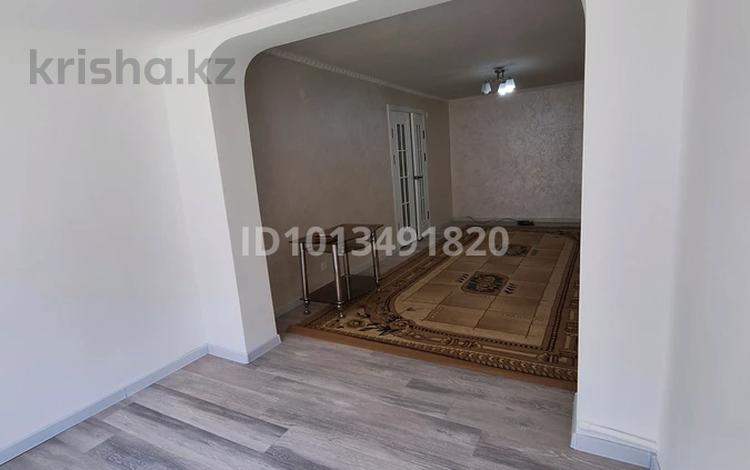 2-бөлмелі пәтер · 61 м² · 1/5 қабат, 36, бағасы: 18.5 млн ₸ в Атырау, мкр Авангард-3 — фото 2