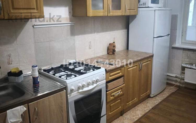 1-комнатная квартира · 42 м² · 4/5 этаж, мкр Айнабулак-3 за 180 000 ₸ в Алматы, Жетысуский р-н — фото 2