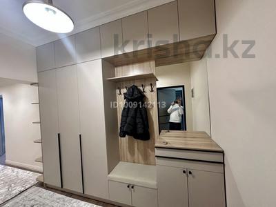 4-комнатная квартира · 77 м² · 2/16 этаж, Манаса 109а — Манаса за 700 000 〒 в Алматы, Алмалинский р-н