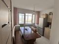 1-комнатная квартира · 56 м² · 2/5 этаж, Алашахан 34 И за 100 000 ₸ в Жезказгане — фото 2