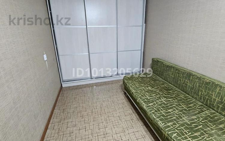 2-комнатная квартира · 46 м² · 5/5 этаж, мкр Новый Город, Нуркена Абдирова за 200 000 ₸ в Караганде, Казыбек би р-н — фото 2