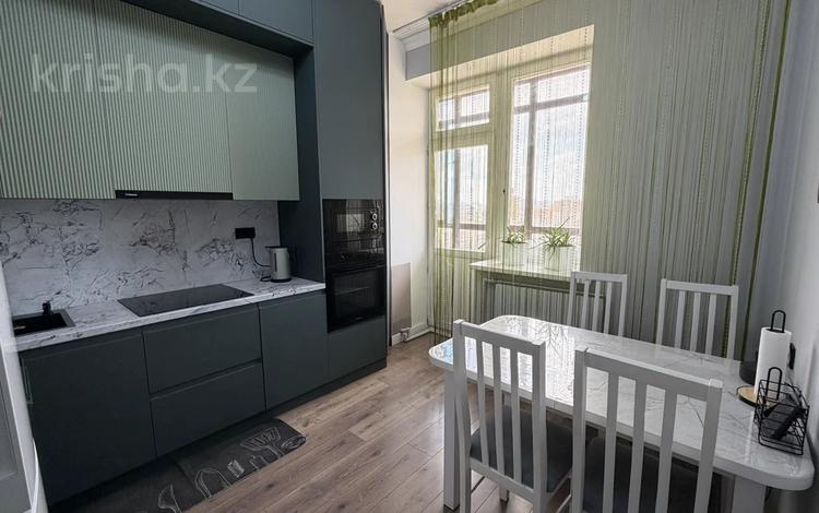 2-бөлмелі пәтер · 70.1 м² · 10/16 қабат, Республики 7/2, бағасы: 52 млн ₸ в Астане, Сарыарка р-н — фото 6