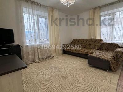 Аренда квартир в Алматы: 2-комнатная квартира · 50 м² · 2/14 этаж, мкр Нуркент, Б. Момышулы — Рыскулова за 240 000 〒 2-комнатная квартира · 50 м² · 2/14 этаж, мкр Нуркент, Б. Момышулы — Рыскулова за 240 000 〒 в Алматы, Алатауский р-н