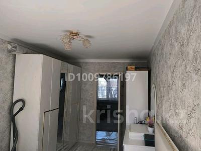 2-бөлмелі пәтер · 43.8 м² · 1/5 қабат, Төңкеріш 3 — Жамбыл даңғылы, бағасы: 15 млн ₸ в Таразе