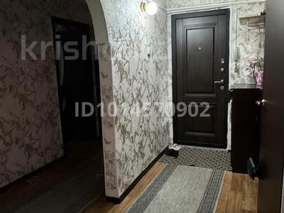 4-бөлмелі пәтер · 86 м² · 5/5 қабат, Ақсай-4 ш/а. 44 — Момыш улы улукбека, бағасы: 55 млн ₸ в Алматы, Ауэзовский р-н