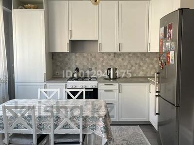 3-комнатная квартира · 90 м² · 5/9 этаж, мкр. Шугыла — Жунисова за 57 млн ₸ в Алматы, Наурызбайский р-н