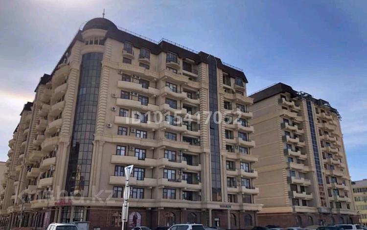 1-комнатная квартира · 70 м² · 4/10 этаж, 17-й мкр 103 за 200 000 ₸ в Актау — фото 13