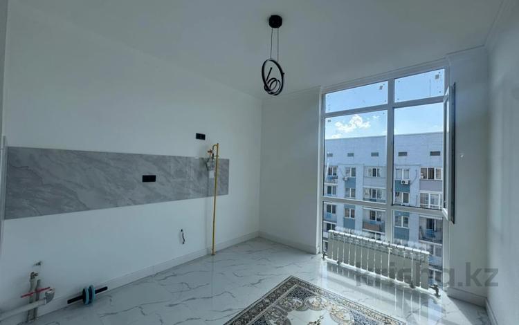 2-бөлмелі пәтер · 50 м² · 9/9 қабат, Райымбек батыра 275 — НАУРЫЗ ПРОХОДИТ, бағасы: 30.5 млн ₸ в  — фото 7
