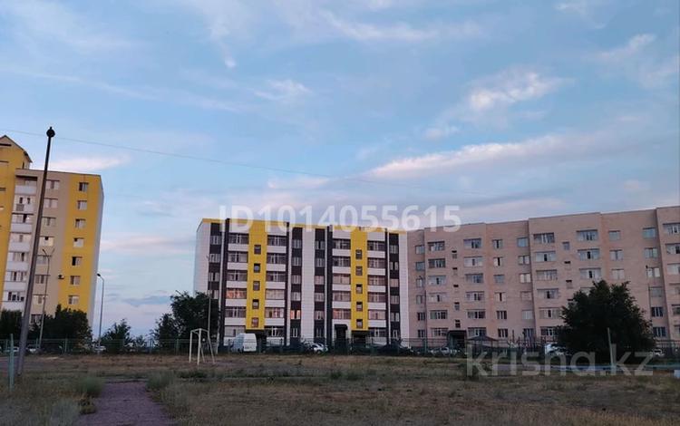3-комнатная квартира · 84 м² · 5/6 этаж, Голубые пруды 3/3 за 28 млн ₸ в Караганде, Алихана Бокейханова р-н — фото 2
