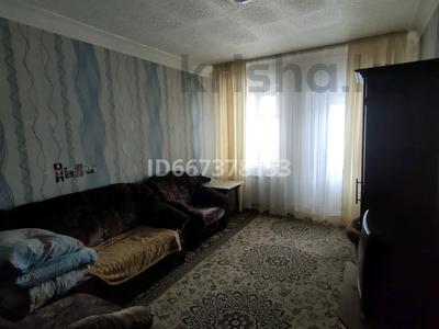 3-комнатная квартира, 50 м², 2/2 этаж, Уральская 6 за 4.3 млн 〒 в Петропавловске