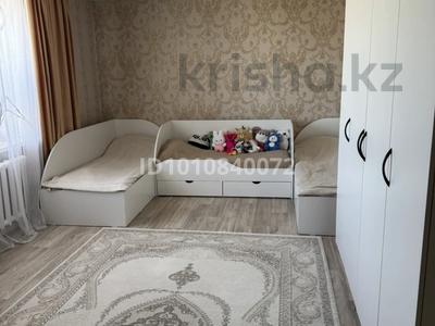 3-комнатная квартира · 86 м² · 6/6 этаж, Рабочая 176Б — Шипина за 28.5 млн 〒 в Костанае