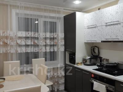 3-комнатная квартира, 60 м², 3/9 этаж помесячно, Хименко за 150 000 〒 в Петропавловске